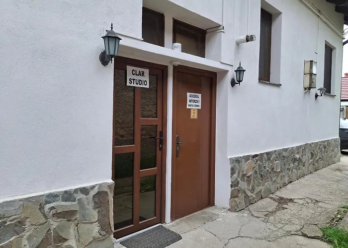 Clar Studio Residence